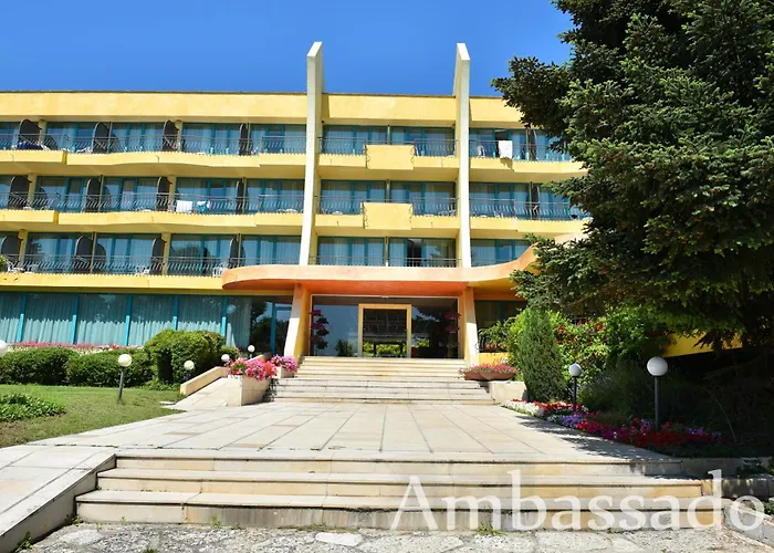 Hotel Ambassador - Free Parking